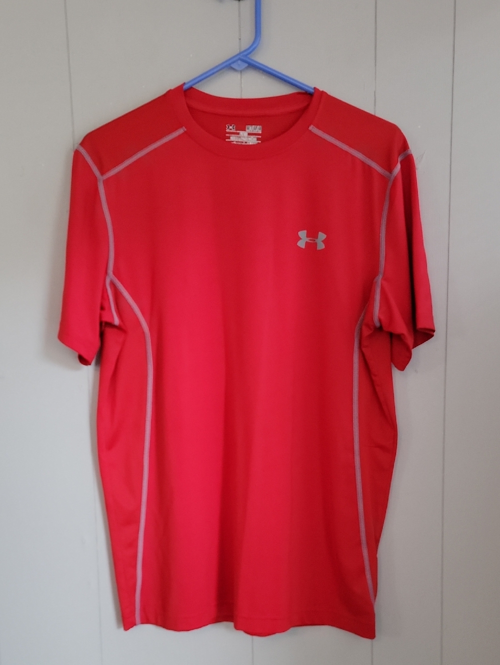 Under Armour Mens Shirt Medium Red Short Sleeve
